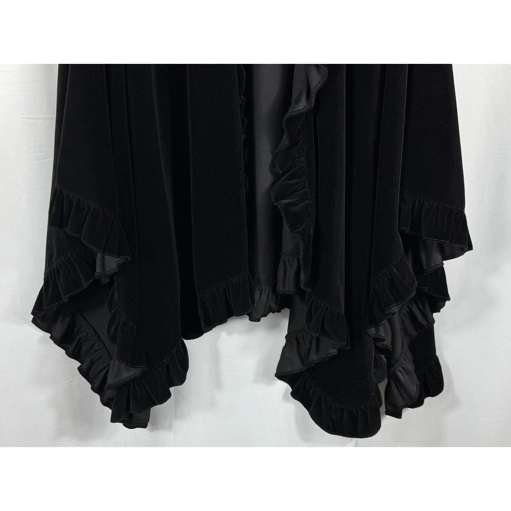 Private Line Vintage Beautiful Black Velvet‎ Ruffle Cape Wrap Made in England